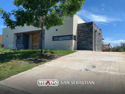 Casa 3 dormitorios en venta en San Sebastian, Escobar