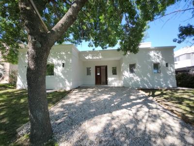Casa 3 dormitorios en venta en Los Pilares, Pilar