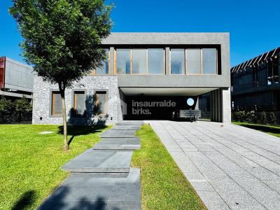 Casa 6 dormitorios en venta en Nordelta, Tigre