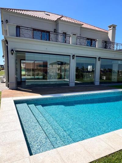 Casa 3 dormitorios en venta en Puertos, Escobar