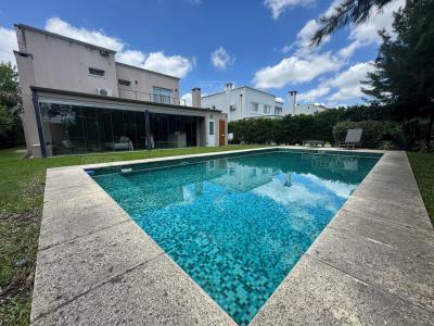 Casa 3 dormitorios en alquiler temporario en Nordelta, Tigre