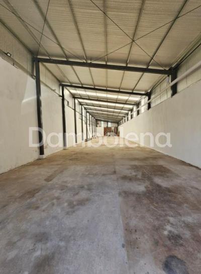 Depósito en venta en Moreno