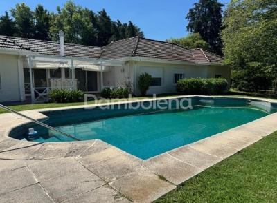 Casa 5 dormitorios en alquiler en Francisco Álvarez, Moreno