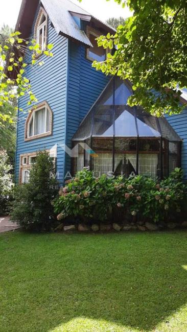 Casa 2 dormitorios en venta en Carilo
