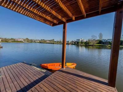 Casa 4 dormitorios en alquiler temporario en El Canton, Escobar