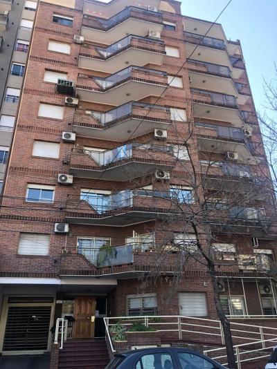 Departamento 1 dormitorios en venta en Moron