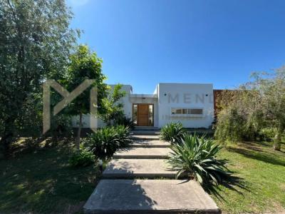 Casa 3 dormitorios en venta en Benavidez, Tigre
