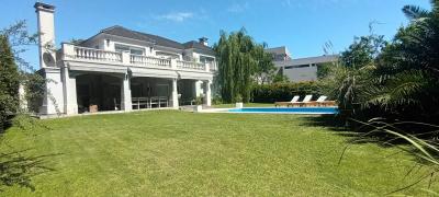 Casa 4 dormitorios en alquiler temporario en Nordelta, Tigre
