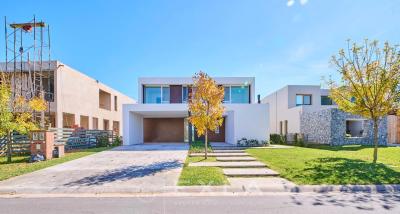 Casa 4 dormitorios en venta en Nordelta, Tigre