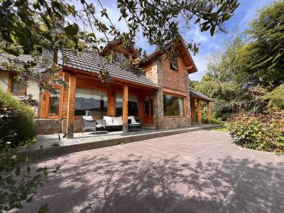 Casa 3 dormitorios en venta en Faldeos del Chapelco, San Martin de los Andes