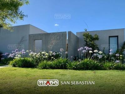 Casa 2 dormitorios en venta en San Sebastian, Escobar