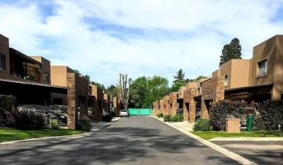 Casa 3 dormitorios en venta en Aromas de Saravi, Pilar