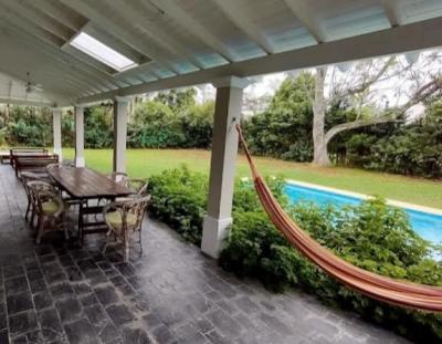 Casa 5 dormitorios en venta en Loma Verde, Escobar