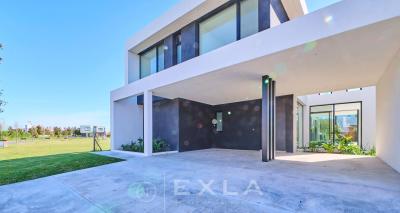 Casa 4 dormitorios en venta en Nordelta, Tigre