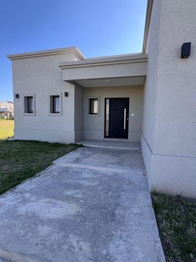 Casa 3 dormitorios en venta en Villanueva, Tigre