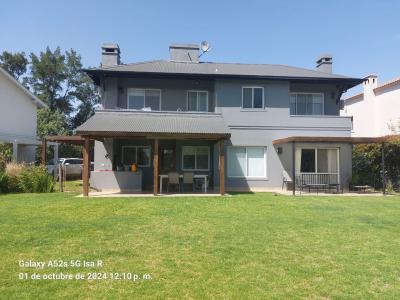Casa 3 dormitorios en alquiler temporario en General Pacheco, Tigre