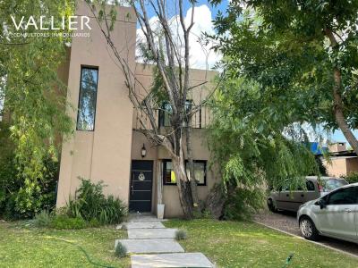 Casa 3 dormitorios en alquiler temporario en La Cañada de Pilar, Pilar