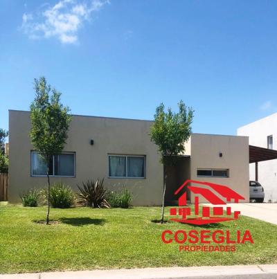 Casa 3 dormitorios en venta en Santa Guadalupe, Pilar
