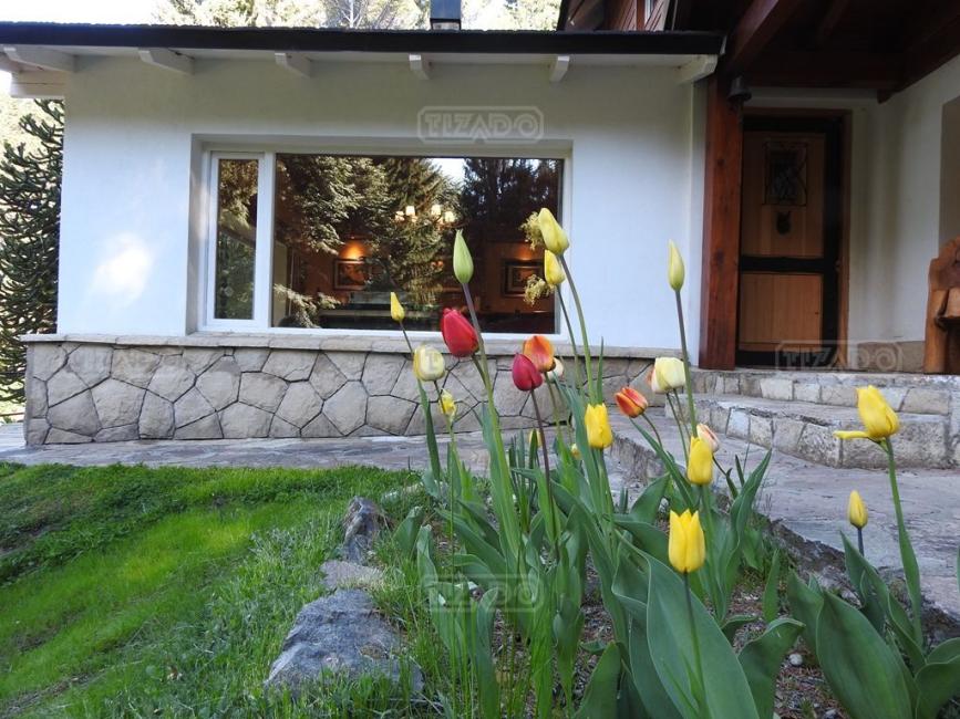 Casa 4 dormitorios en venta en Villa Golf, Bariloche