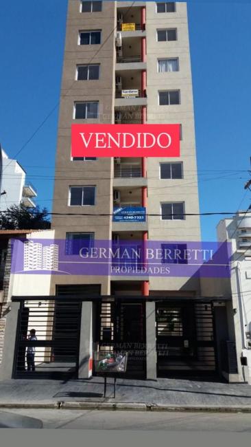 Departamento 1 dormitorios en venta en Lanus Este, Lanus