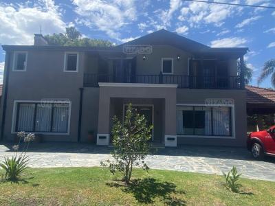 Casa 5 dormitorios en venta en Francisco Álvarez, Moreno