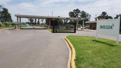 Terreno en venta en Santa Elena, Pilar