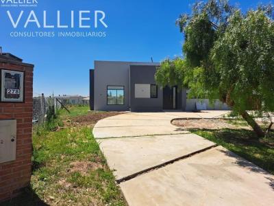 Casa 3 dormitorios en venta en San Sebastian, Escobar