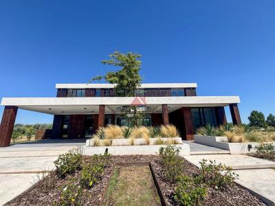 Casa 5 dormitorios en venta en Pilara, Pilar