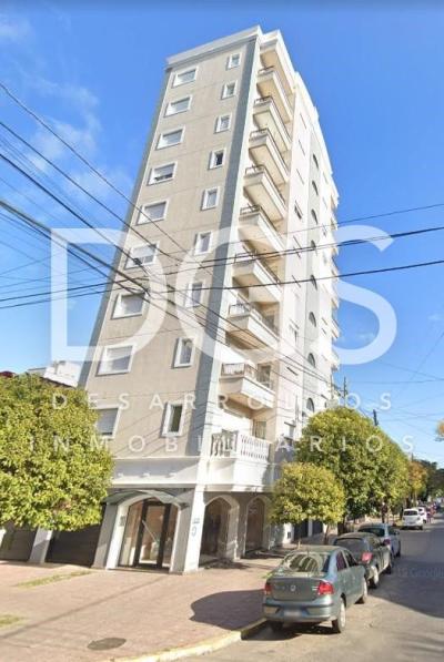 Departamento 2 dormitorios en venta en Lanus Este, Lanus