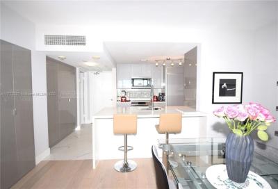 Departamento 1 dormitorios en venta en Miami