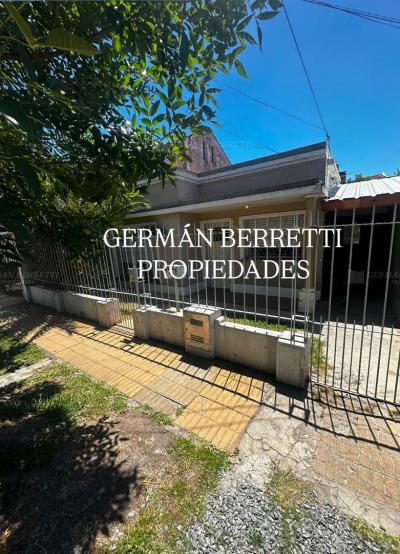 Departamento 2 dormitorios en venta en Remedios De Escalada, Lanus
