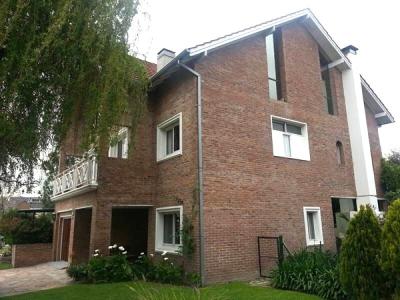 Casa 3 dormitorios en venta en Don Torcuato, Tigre