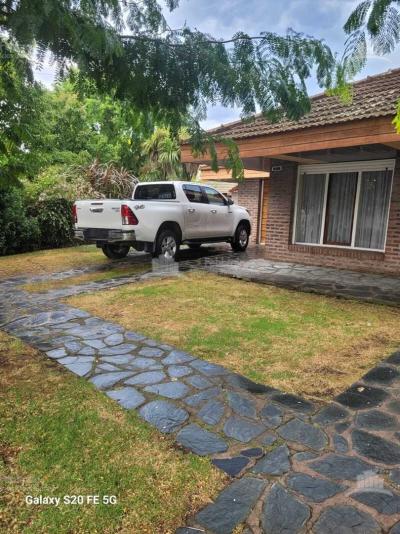 Casa 2 dormitorios en venta en Mar Del Plata, General Pueyrredon