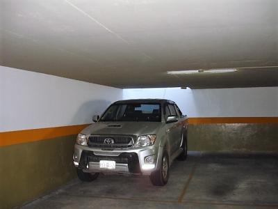 Cochera en venta en San Isidro