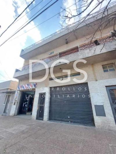 Casa 2 dormitorios en venta en Lanus
