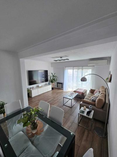 Departamento 2 dormitorios en venta en Caseros, Tres de Febrero