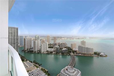 Departamento 2 dormitorios en venta en Miami