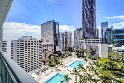Departamento 2 dormitorios en venta en Miami