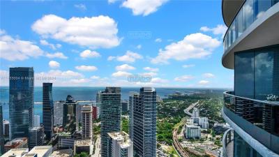Departamento 3 dormitorios en venta en Miami