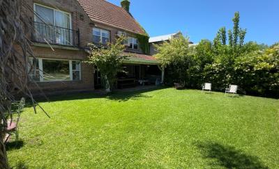 Casa 4 dormitorios en alquiler temporario en Tigre, Tigre