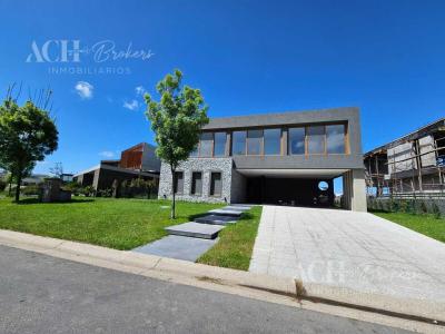 Casa 5 dormitorios en venta en Nordelta, Tigre