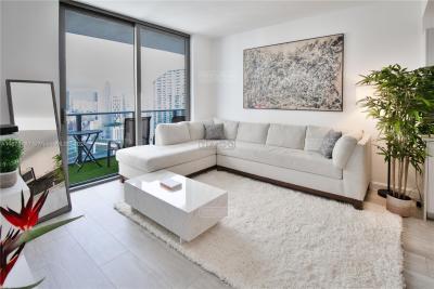 Departamento 1 dormitorios en venta en Miami