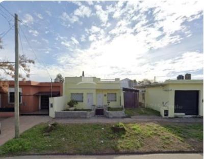 Casa 2 dormitorios en venta en Bella Vista, San Miguel