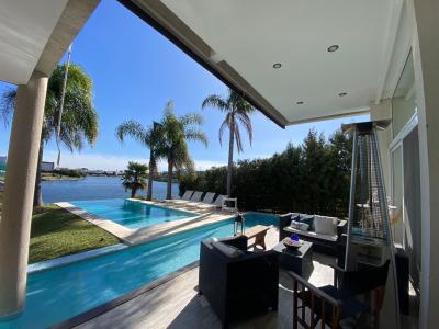 Casa 4 dormitorios en alquiler en Nordelta, Tigre