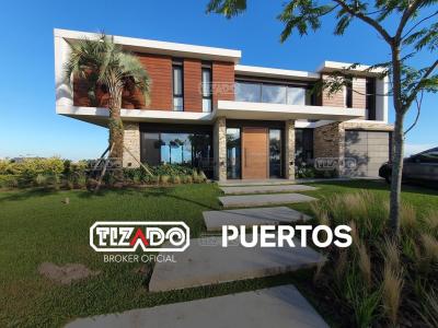 Casa 4 dormitorios en alquiler en Puertos, Escobar
