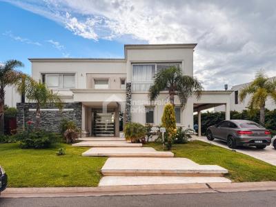 Casa 3 dormitorios en alquiler en Nordelta, Tigre