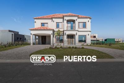 Casa 4 dormitorios en venta en Puertos, Escobar