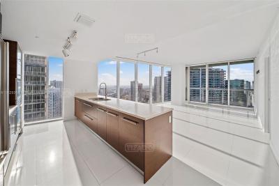 Departamento 2 dormitorios en venta en Miami