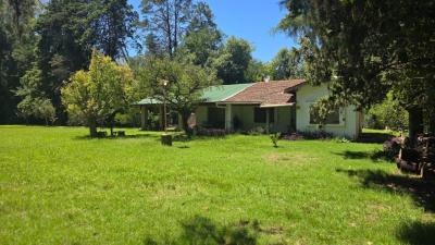 Casa 3 dormitorios en venta en Barrio Parque Los Pinos, Exaltacion de la Cruz