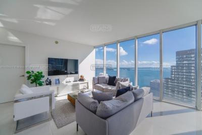 Departamento 2 dormitorios en venta en Miami